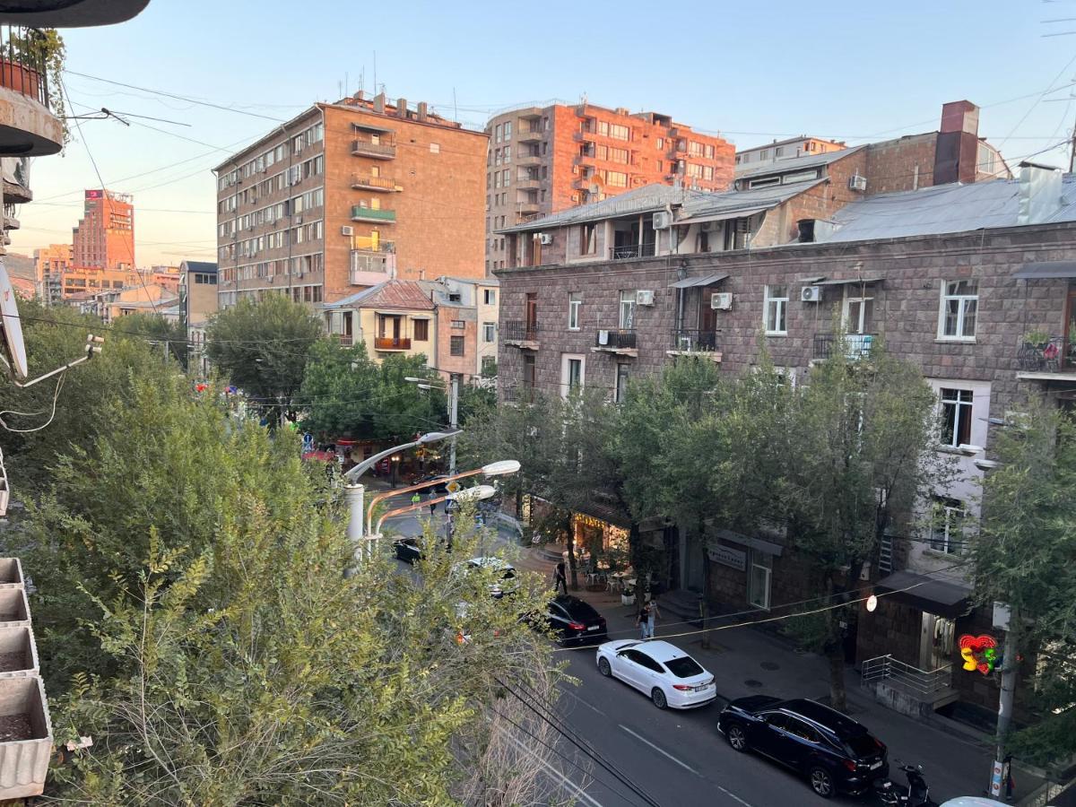 Tumanyan Apartments Yerevan Exterior foto